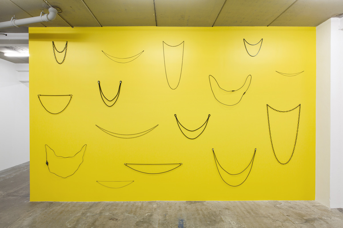 Elsa Werth, Blind Smile, 2021, exhibition view at LG_2